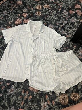 stars above silky blue/white Pajama Set